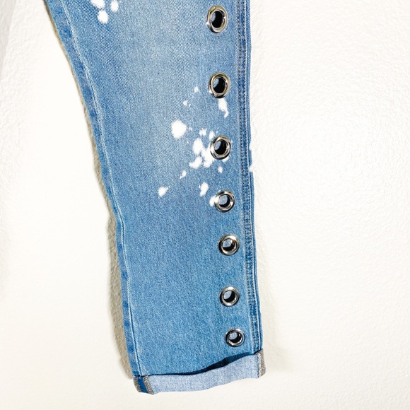 Splattered Paint jeans NWT - Picture 5 of 7